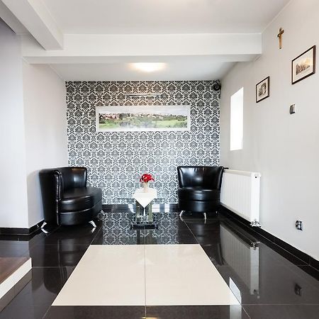 Sleep In Lomza Apartment Exterior photo